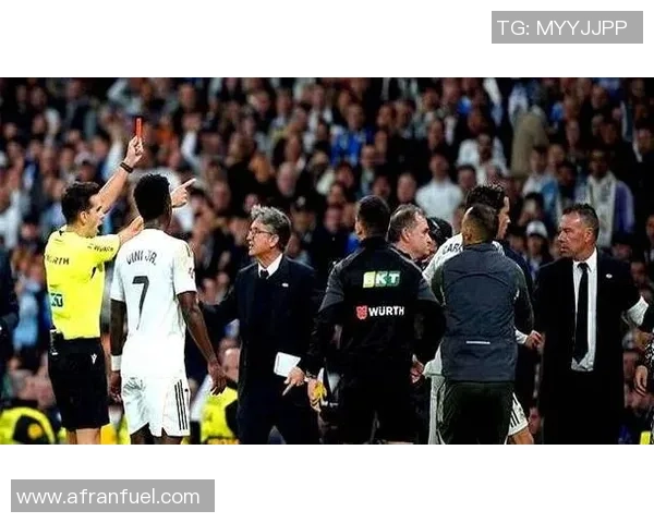 中超激战波尔图险胜皇马红牌风波引爆全场十大精彩进球回顾